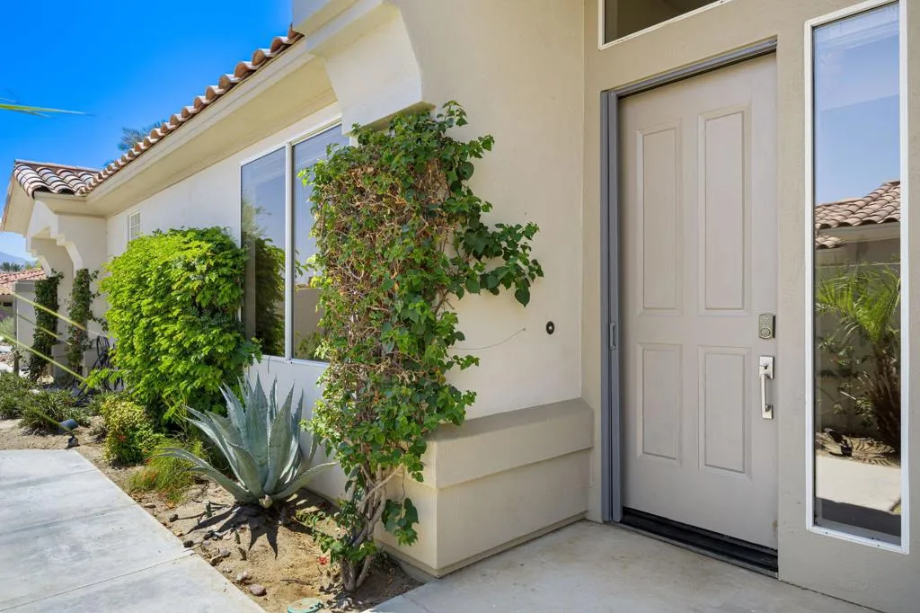 786 Red Arrow Trail, Palm Desert, California 92211 home-pic-33